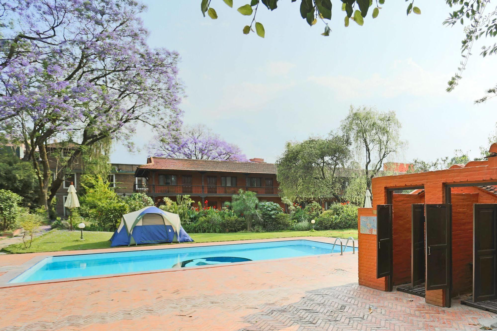 峰会酒店 Lalitpur 外观 照片